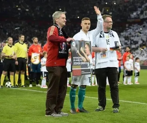 格雷茨卡成为欧洲杯德国队大名单球员之一惹球迷争议
