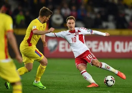 欧洲杯赛事分析：捷克1:2负于丹麦球队
